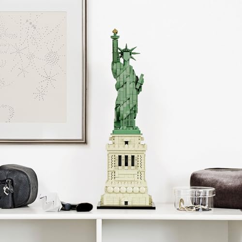 LEGO Architecture Statue of Liberty 21042 Building Set