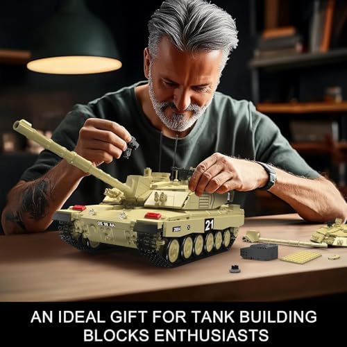 Mould King Challenger-2 Tank Building Kit 1129 Pieces with Remote Control