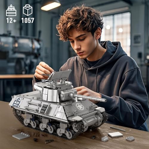 Mould King WW2 Pershing Tank Building Set