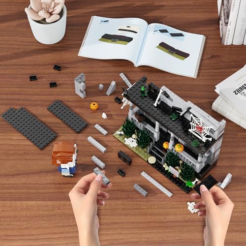 Horror Movie Halloween Figure House Building Blocks Kit 586 Pieces